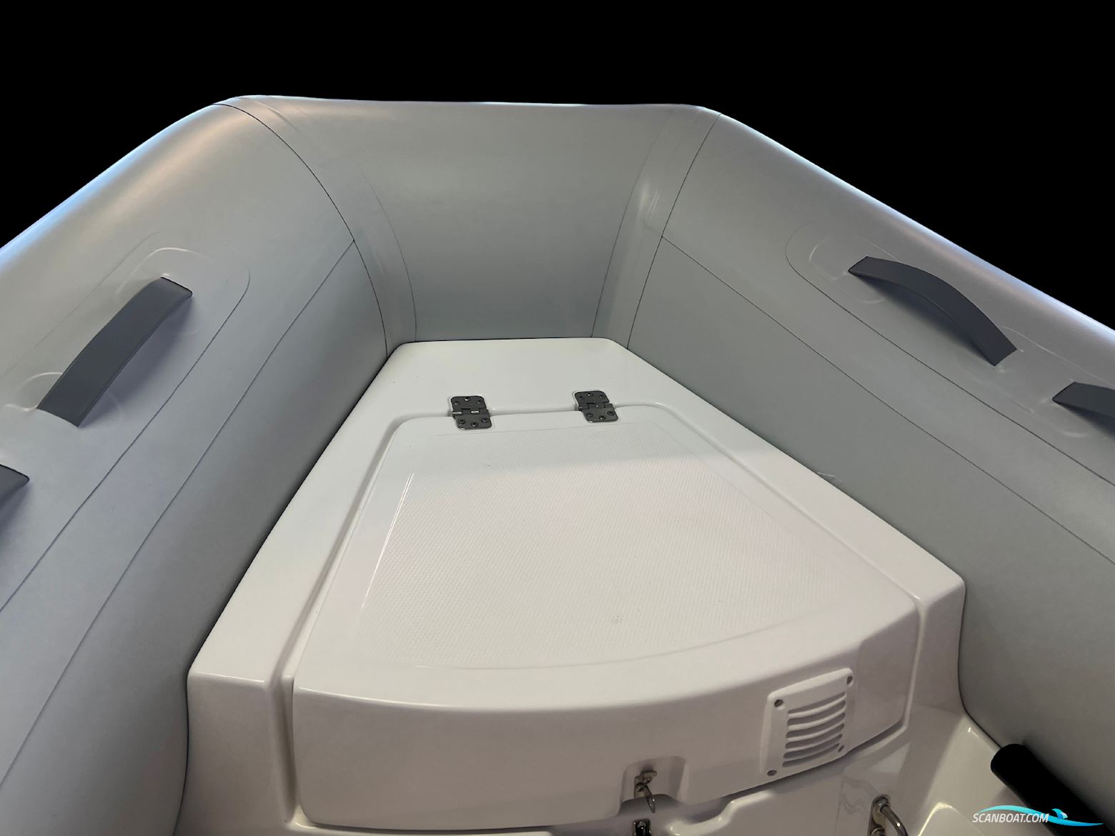 Navigo 9 VS - Light Grey Hypalon