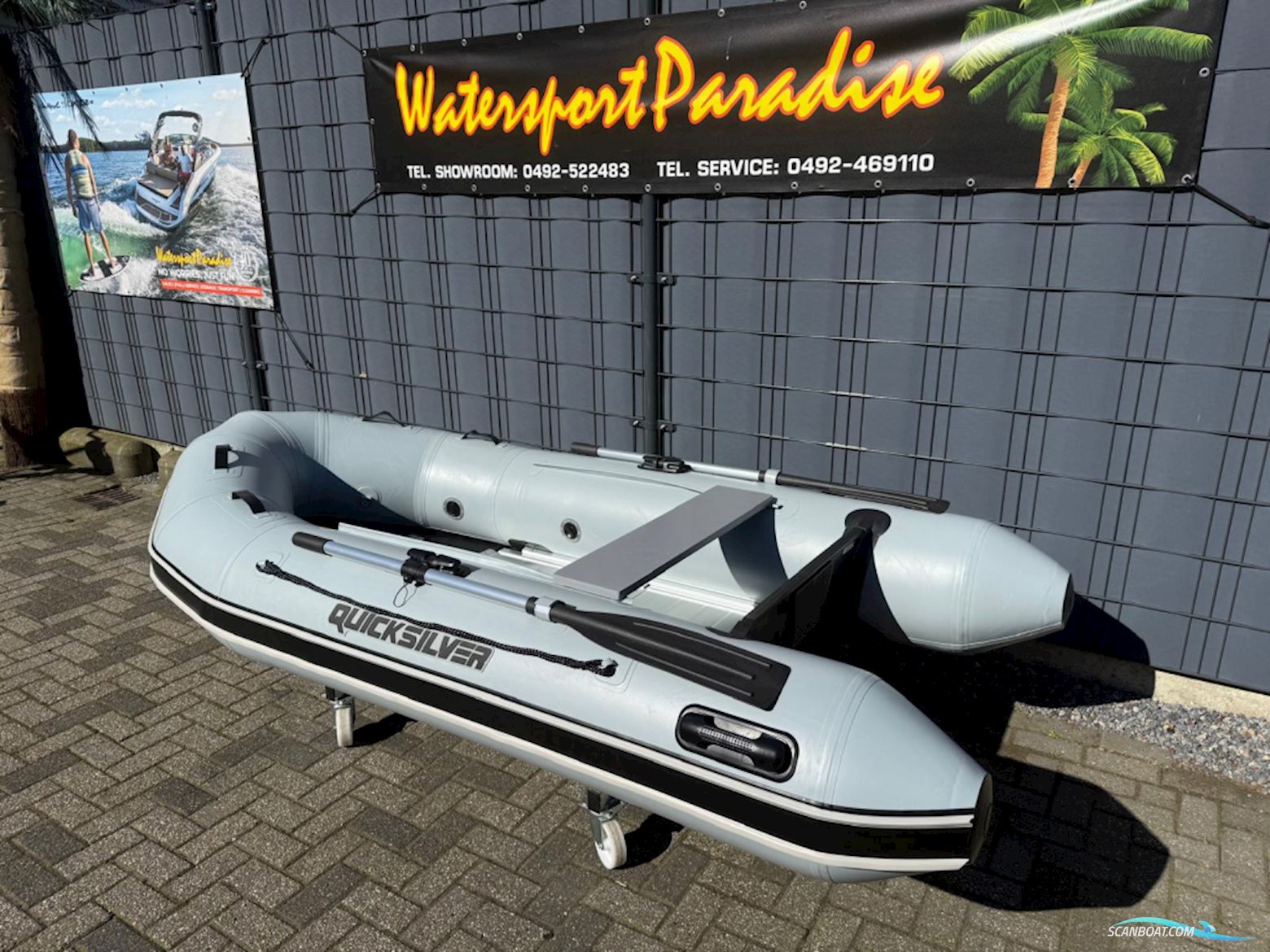 Quicksilver 300 Sport