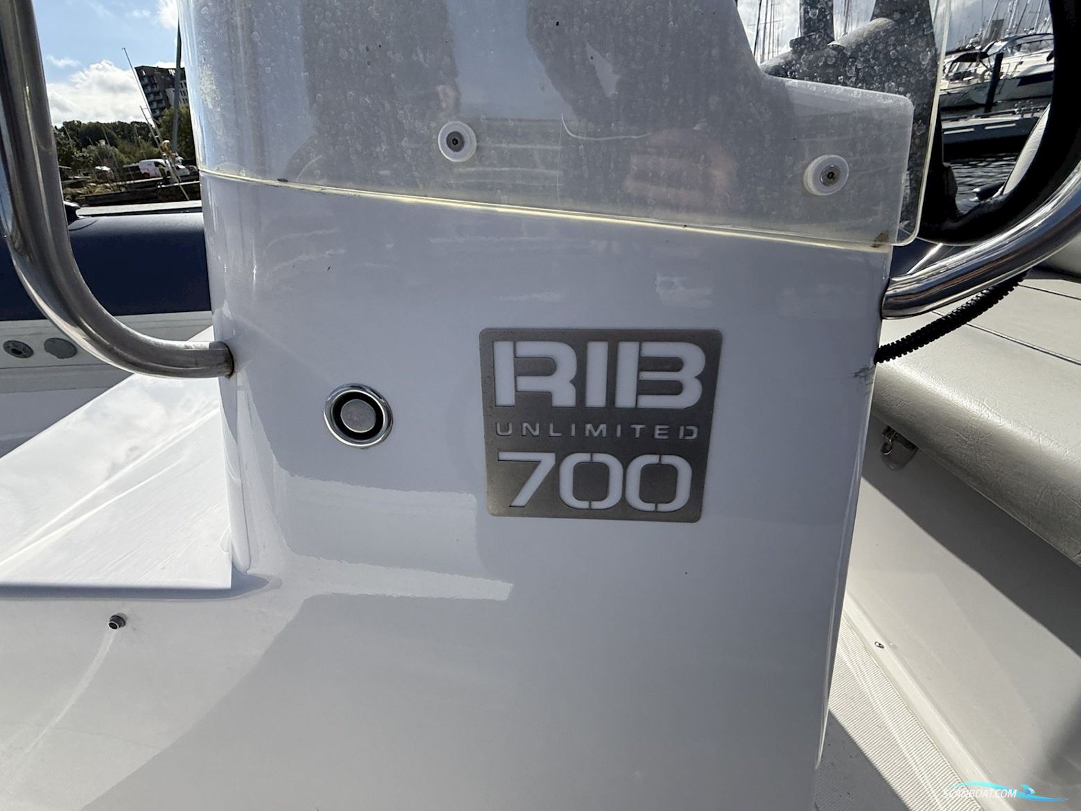 Rib Unlimited 700 Med 150 hk Honda