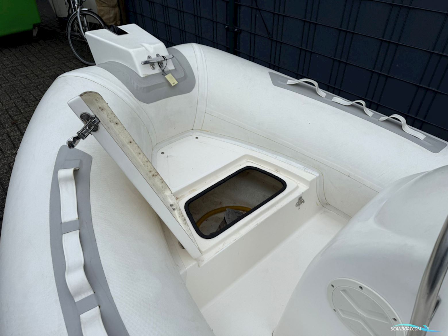 Sea Rib 390