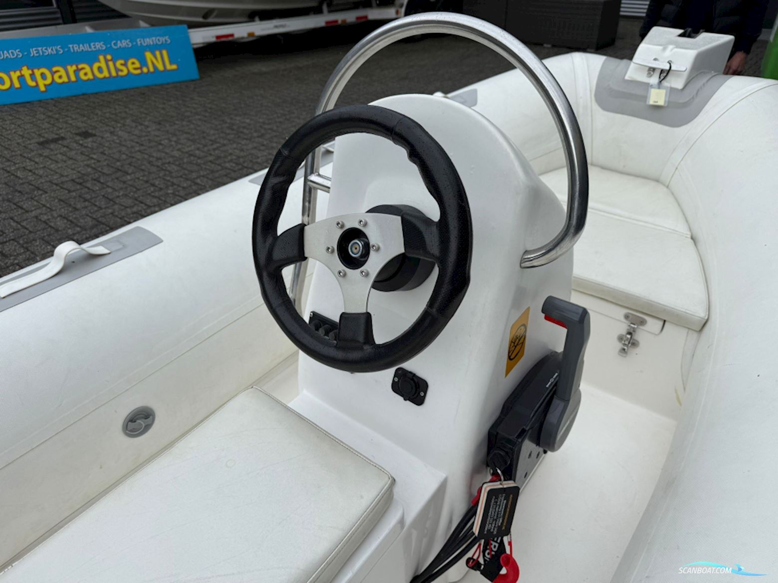 Sea Rib 390