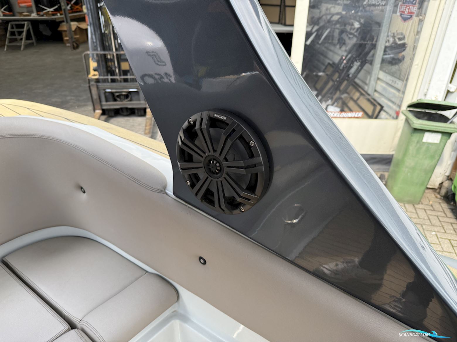 Stingher 30 Gran Turismo