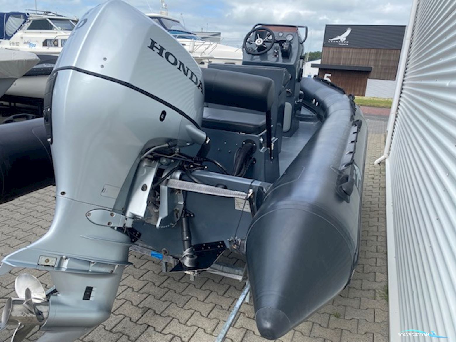 Stingray 5.6 Searider