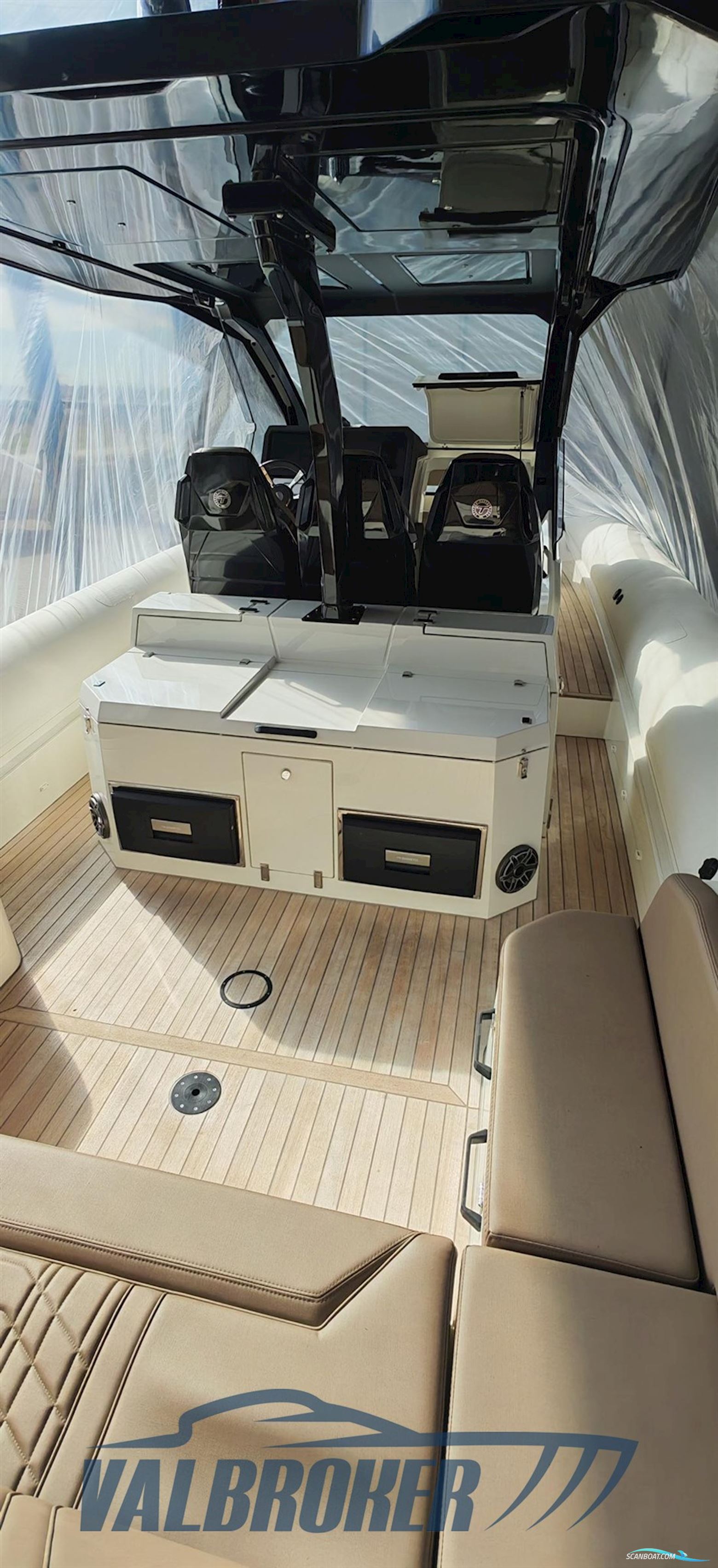 Technohull Alpha 40