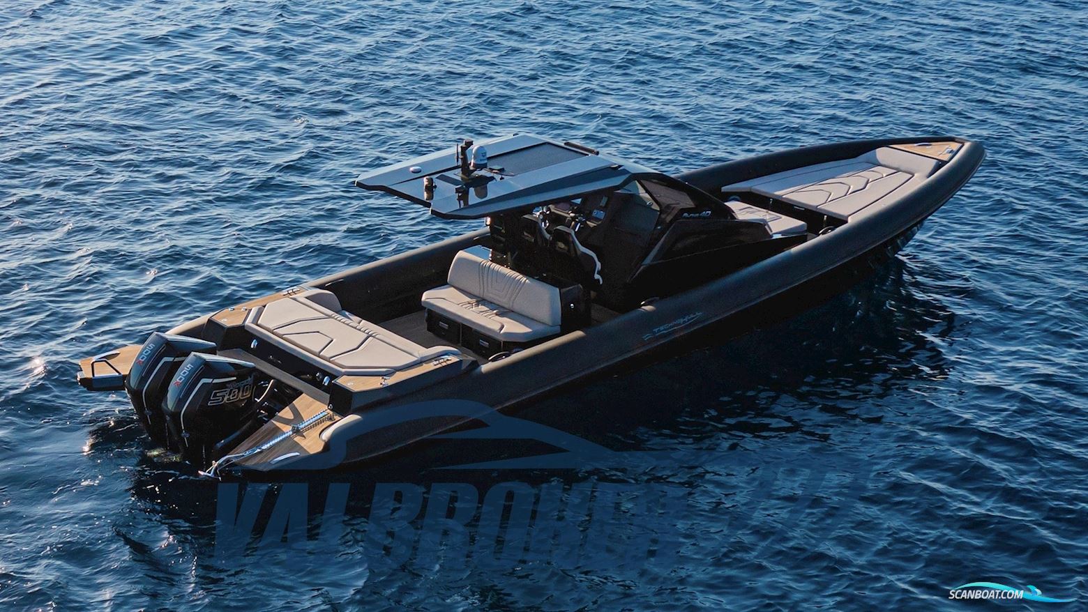 Technohull Alpha40 Gummibåt / Rib 2025, med Mercury RV10 motor, Italien