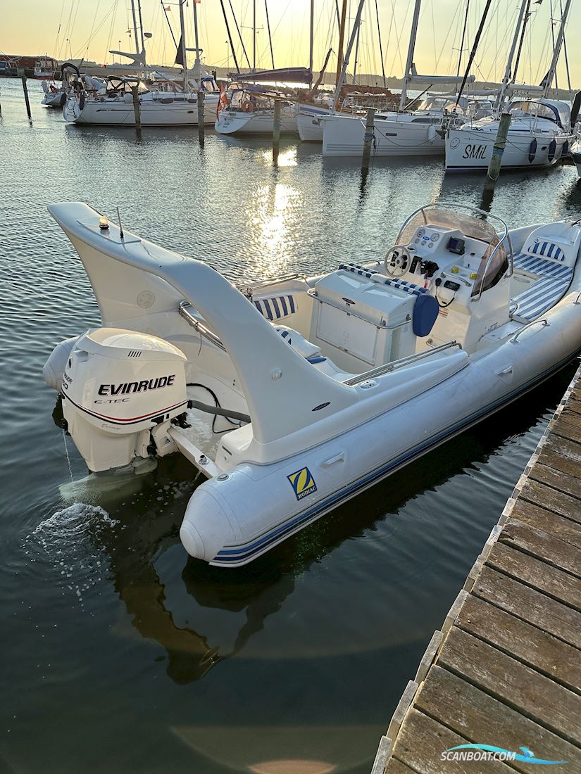 Zodiac 730 Medline Ill Gummibåt / Rib 2006, med Evinrude motor, Danmark