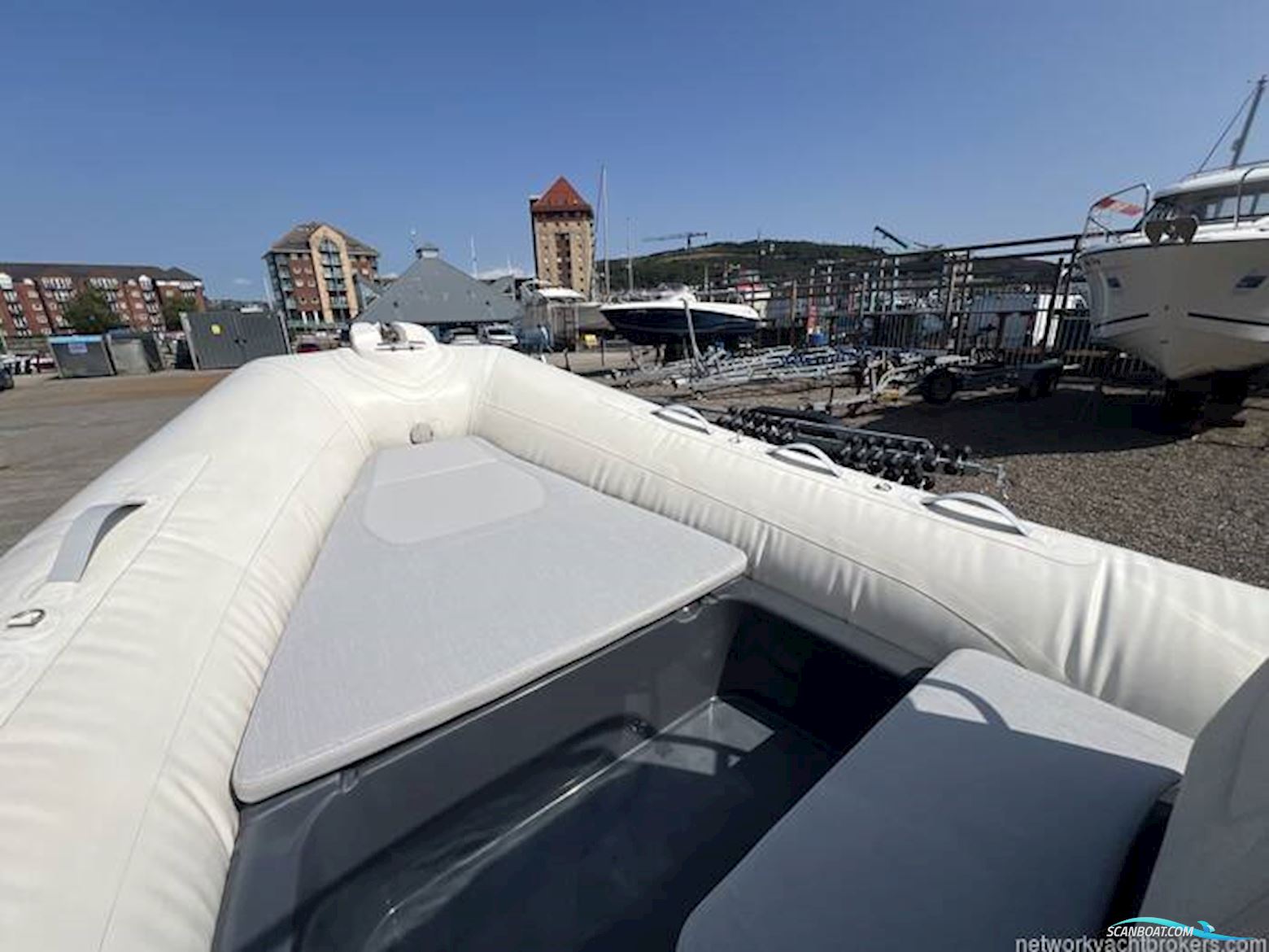 Zodiac Medline 580 Rib