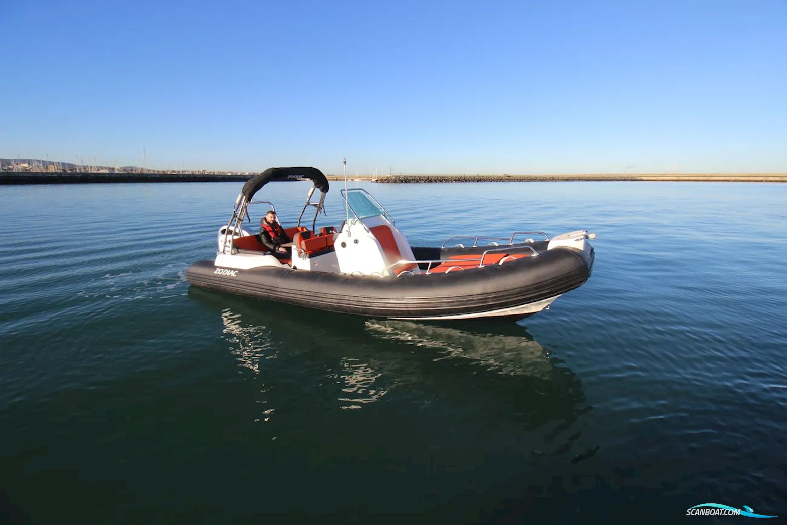 Zodiac Medline 6.8