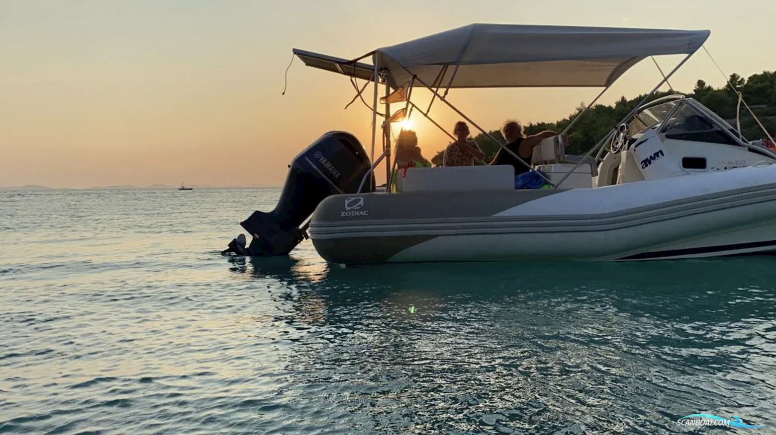 Zodiac NZO 700 Cabin