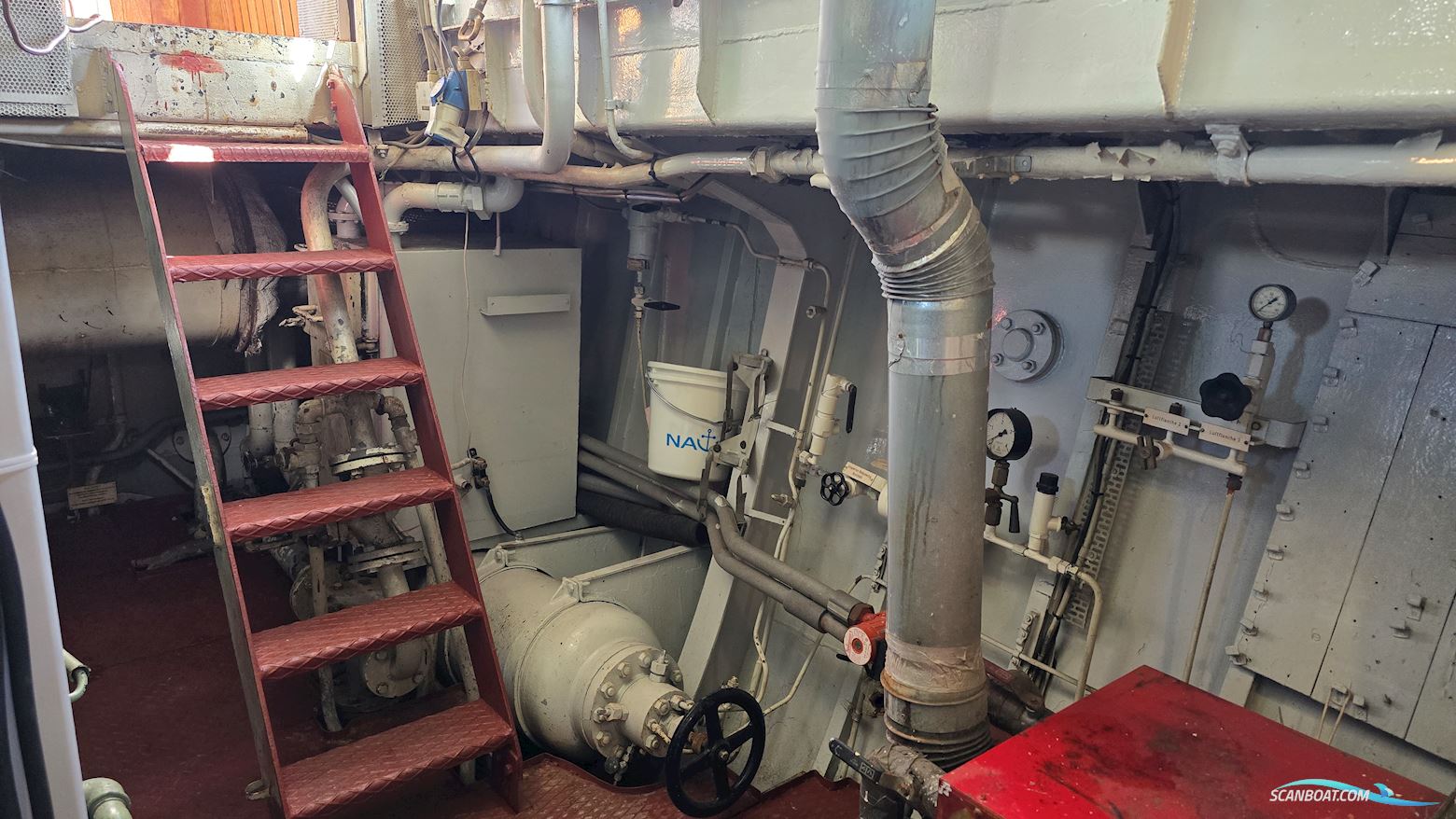 (Solgt!) Husbåd / Sommerhus / Lystbåd