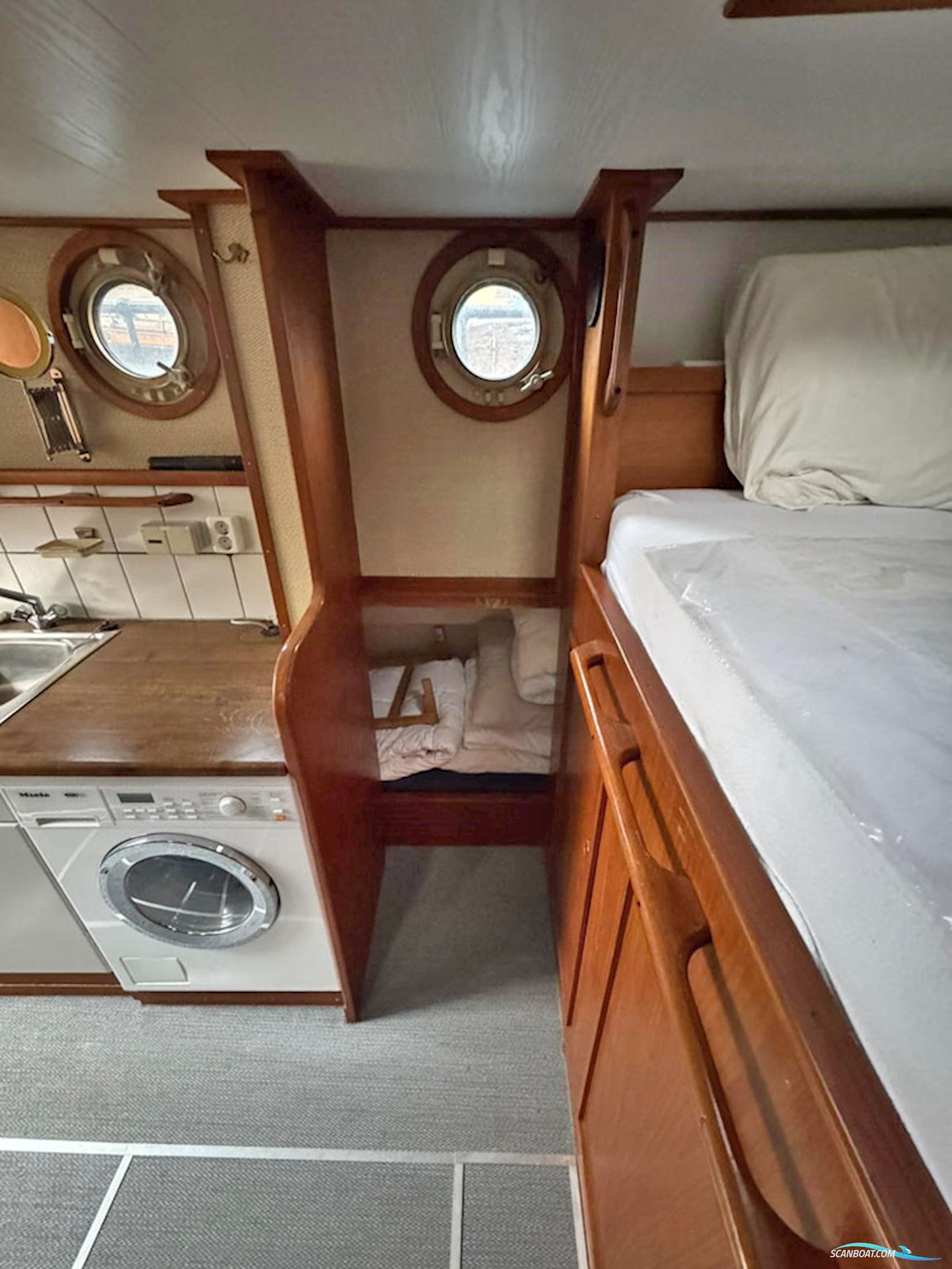 Directievaartuig 17.83 met UBC certificaat