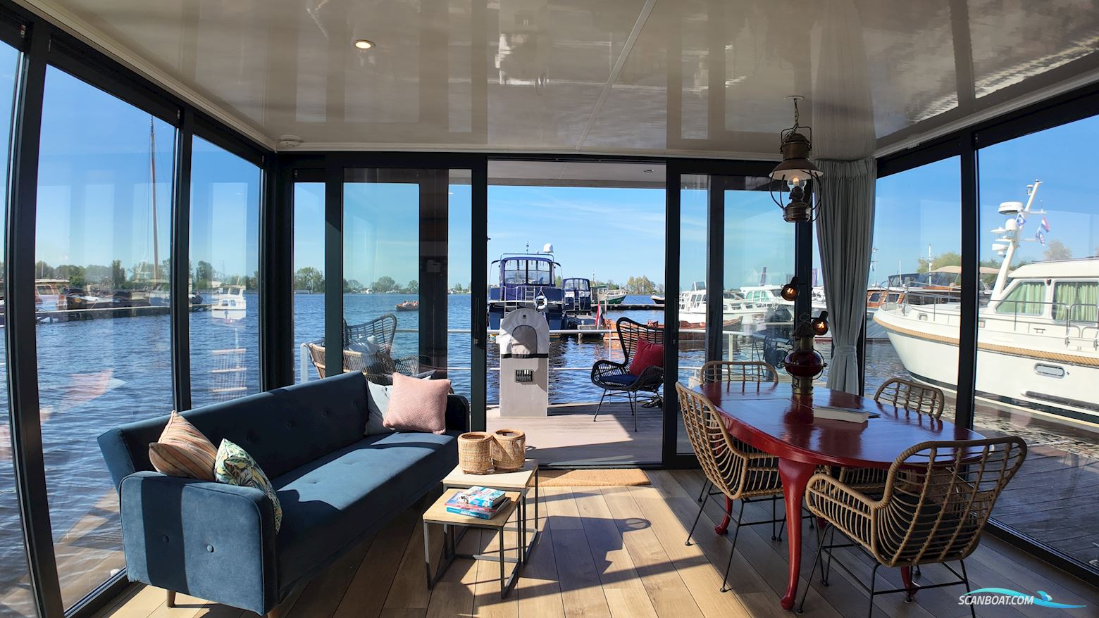 DL-Boats Houseboat