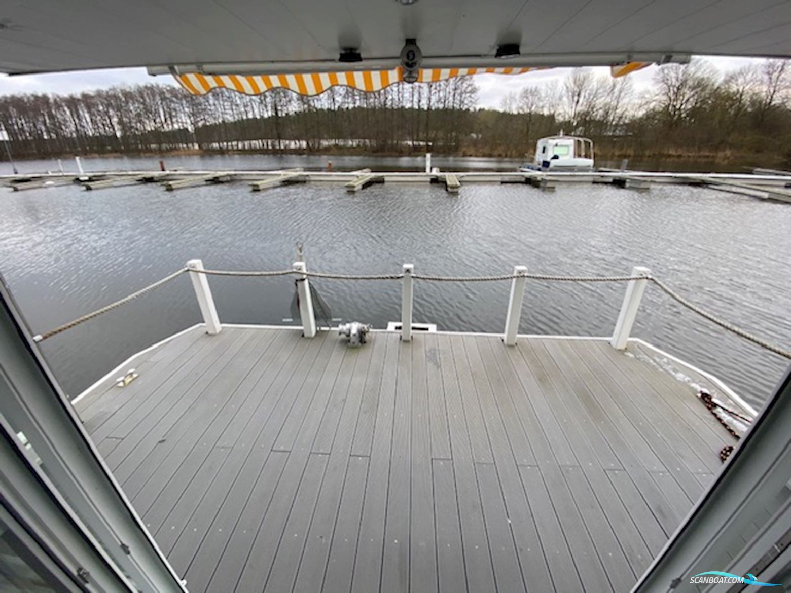 Einzelbau Hausboot