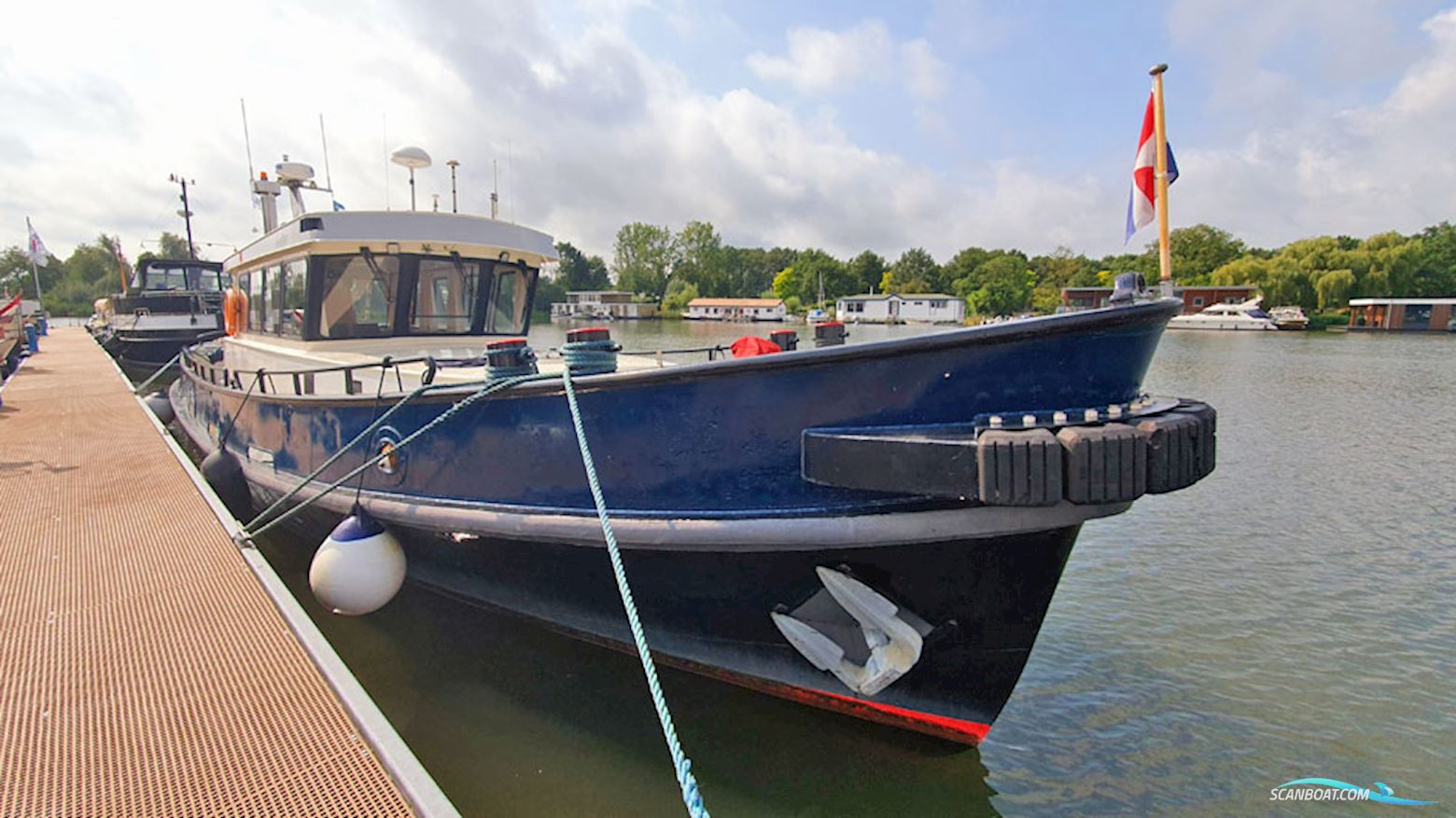 ex Patrouille vaartuig / Varend Woonschip 18.26 met UBC