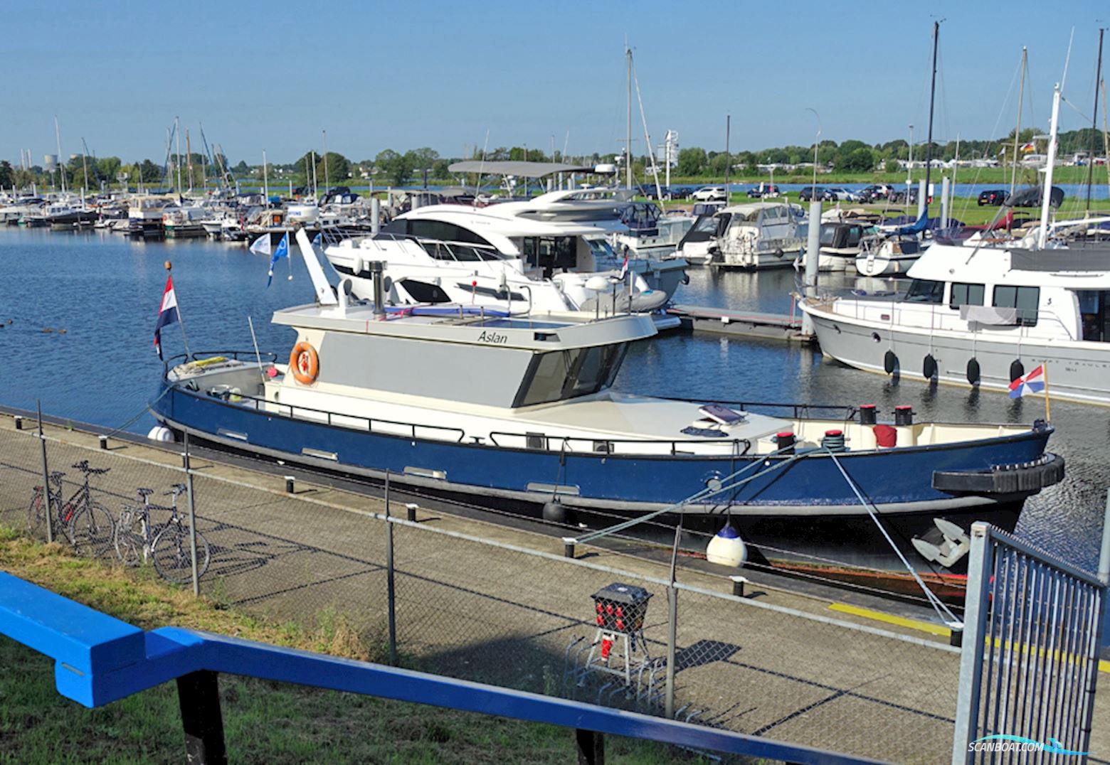ex Patrouille vaartuig / Varend Woonschip 18.26 met UBC