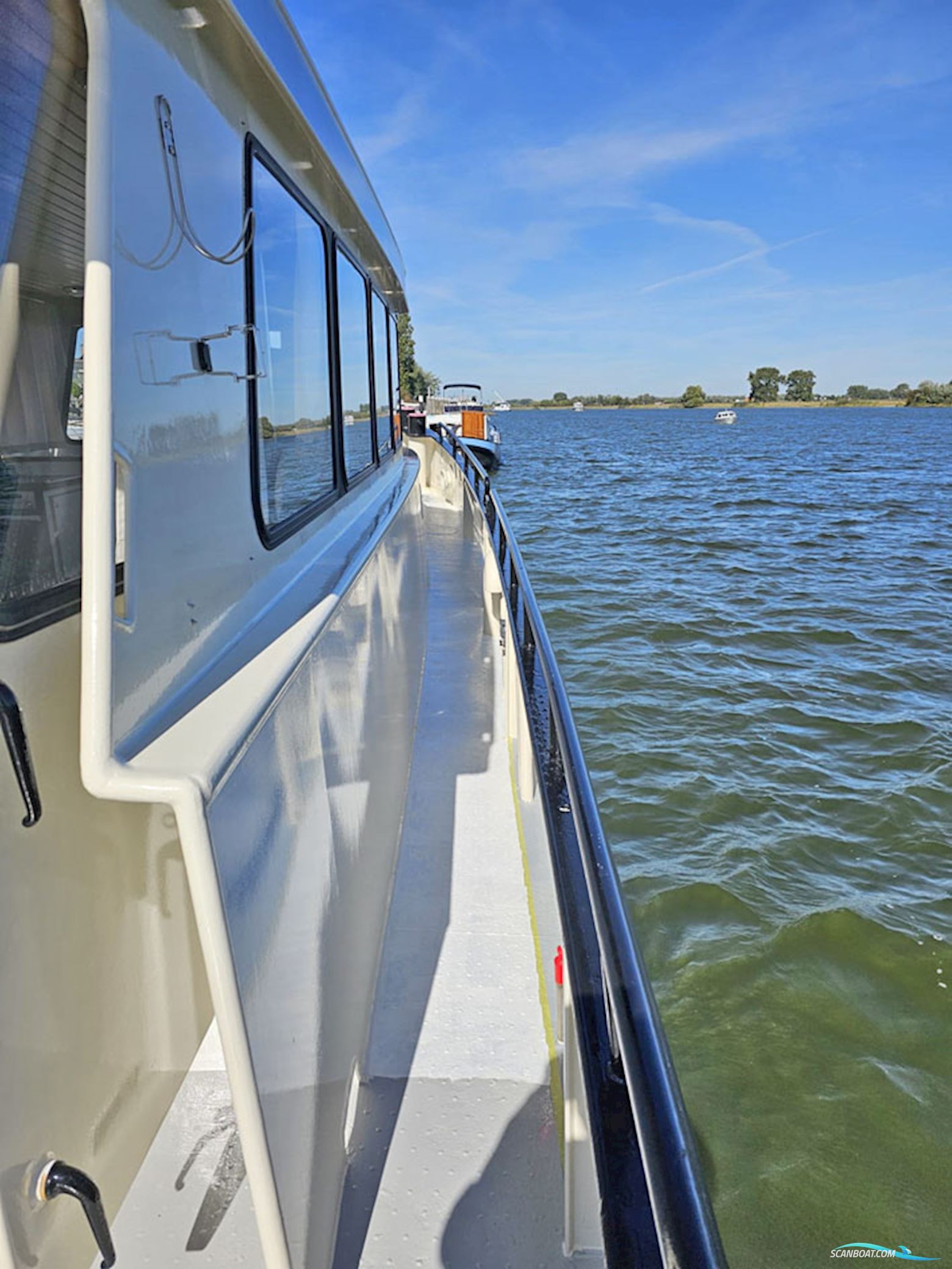 ex Patrouille vaartuig / Varend Woonschip 18.26 met UBC