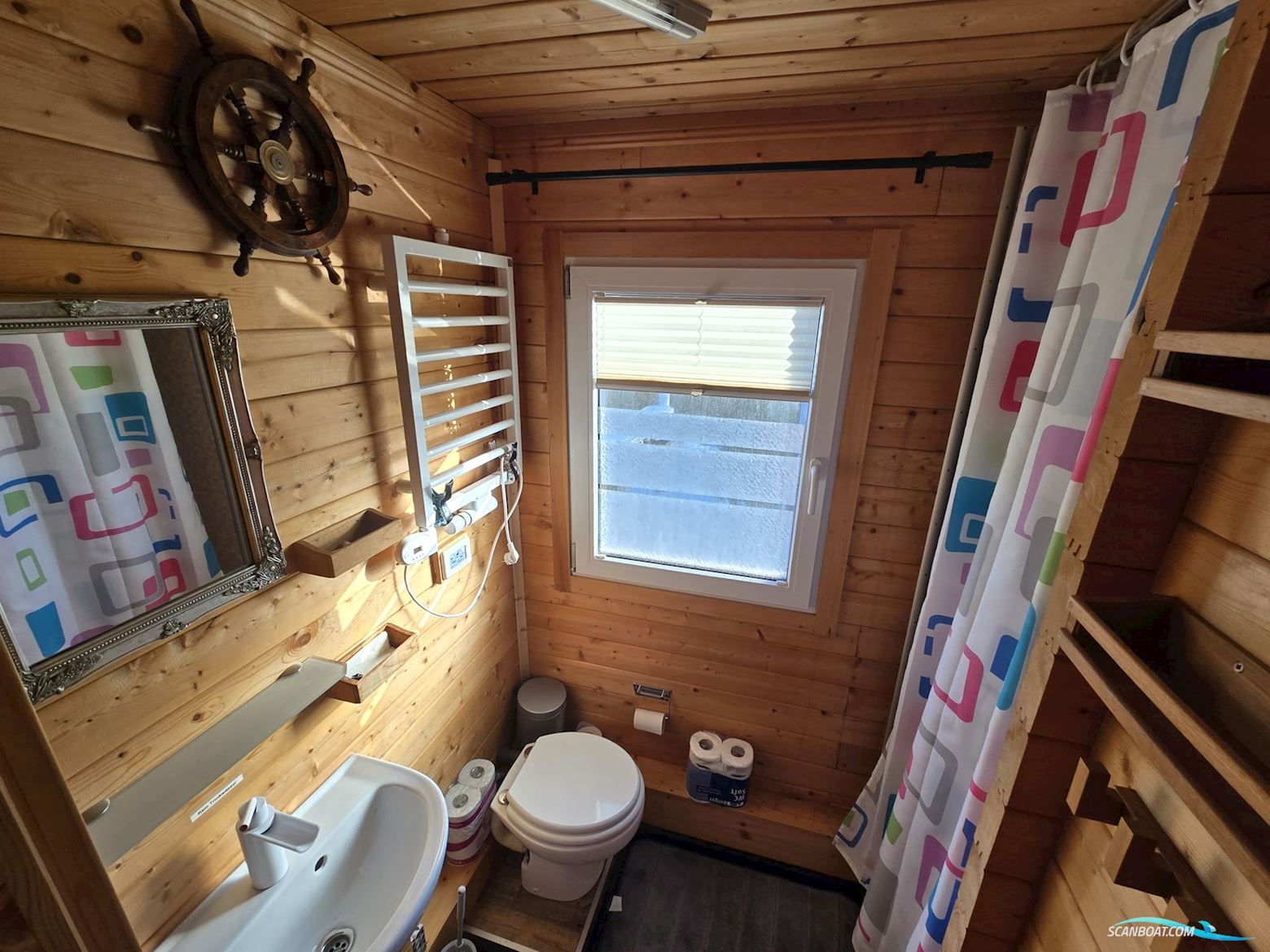 Exklusives Hausboot