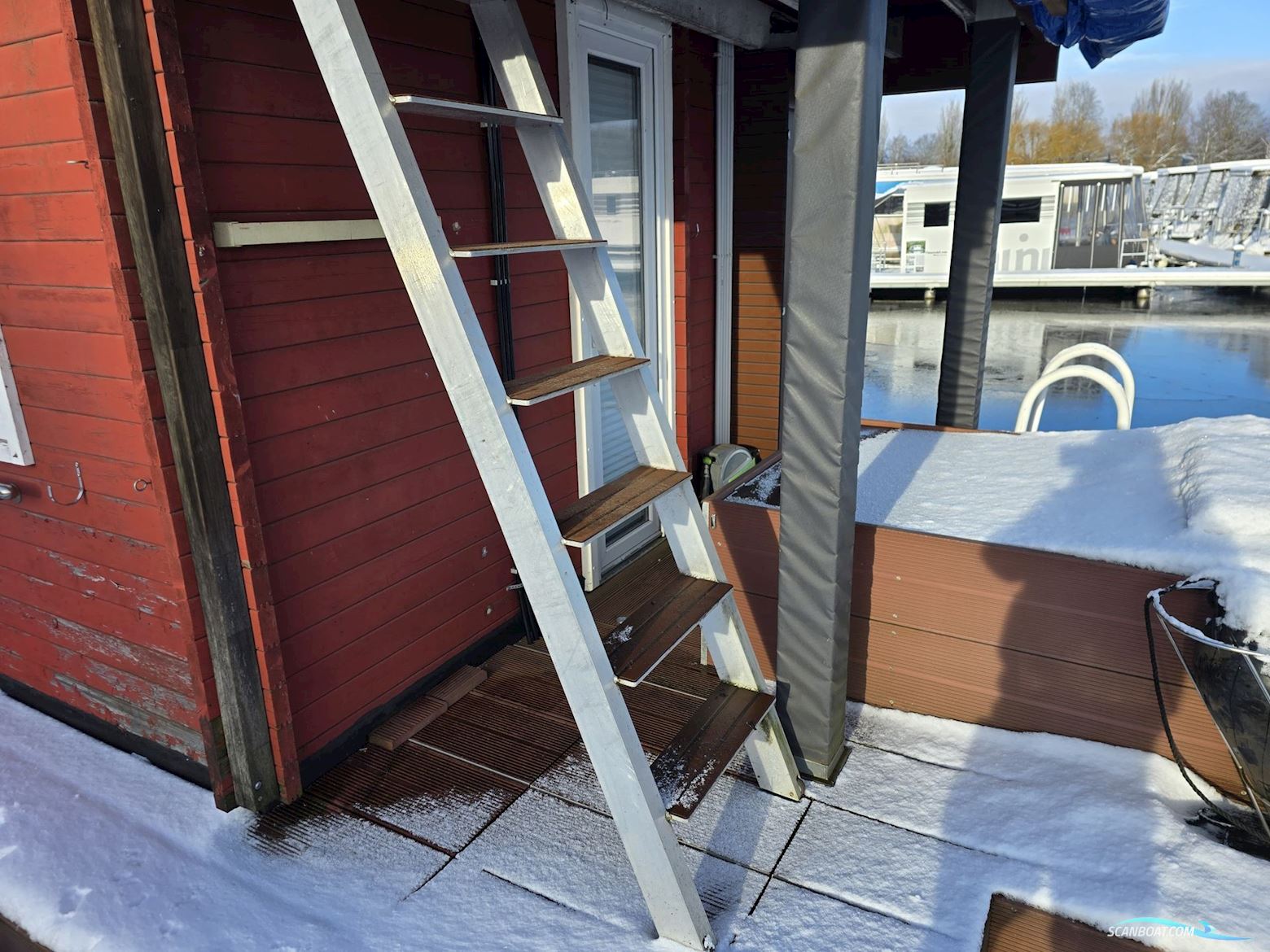 Exklusives Hausboot