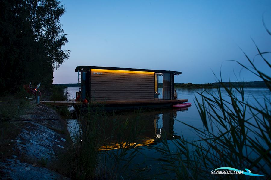 Houseboat Bygga