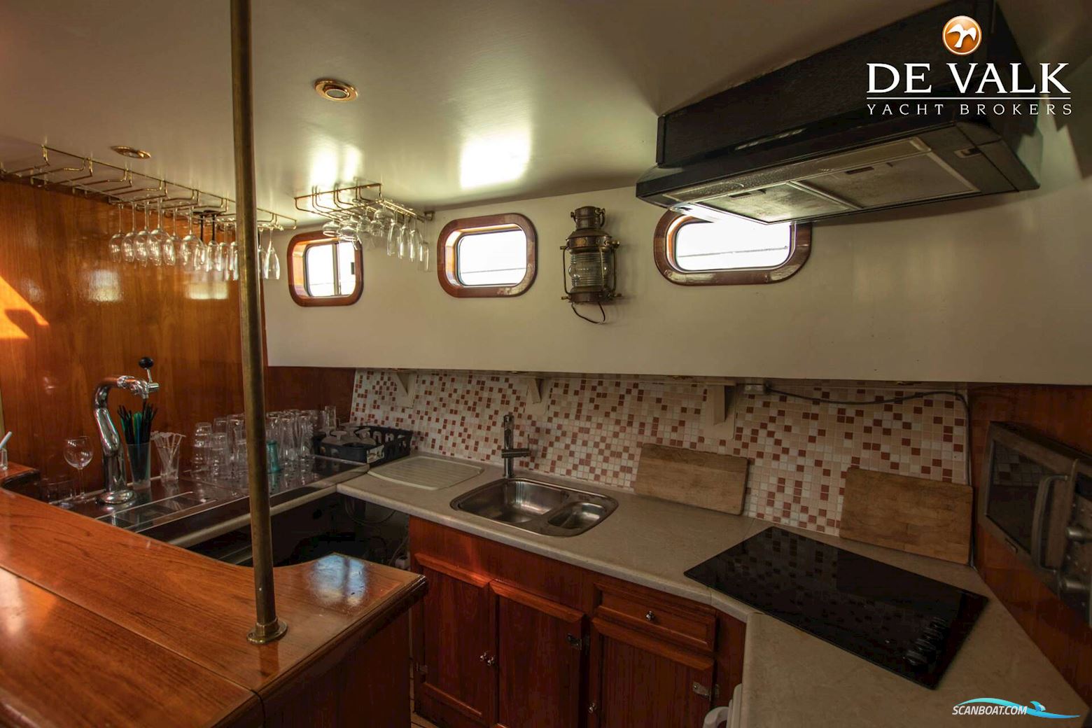 Houseboat MS Compagnon