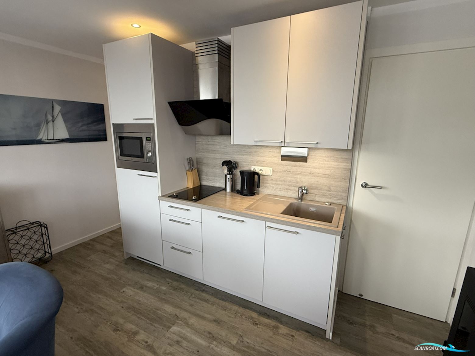 Houseboat Under Dock 18