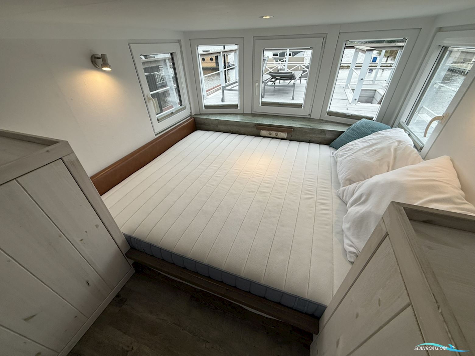 Houseboat Under Dock 18