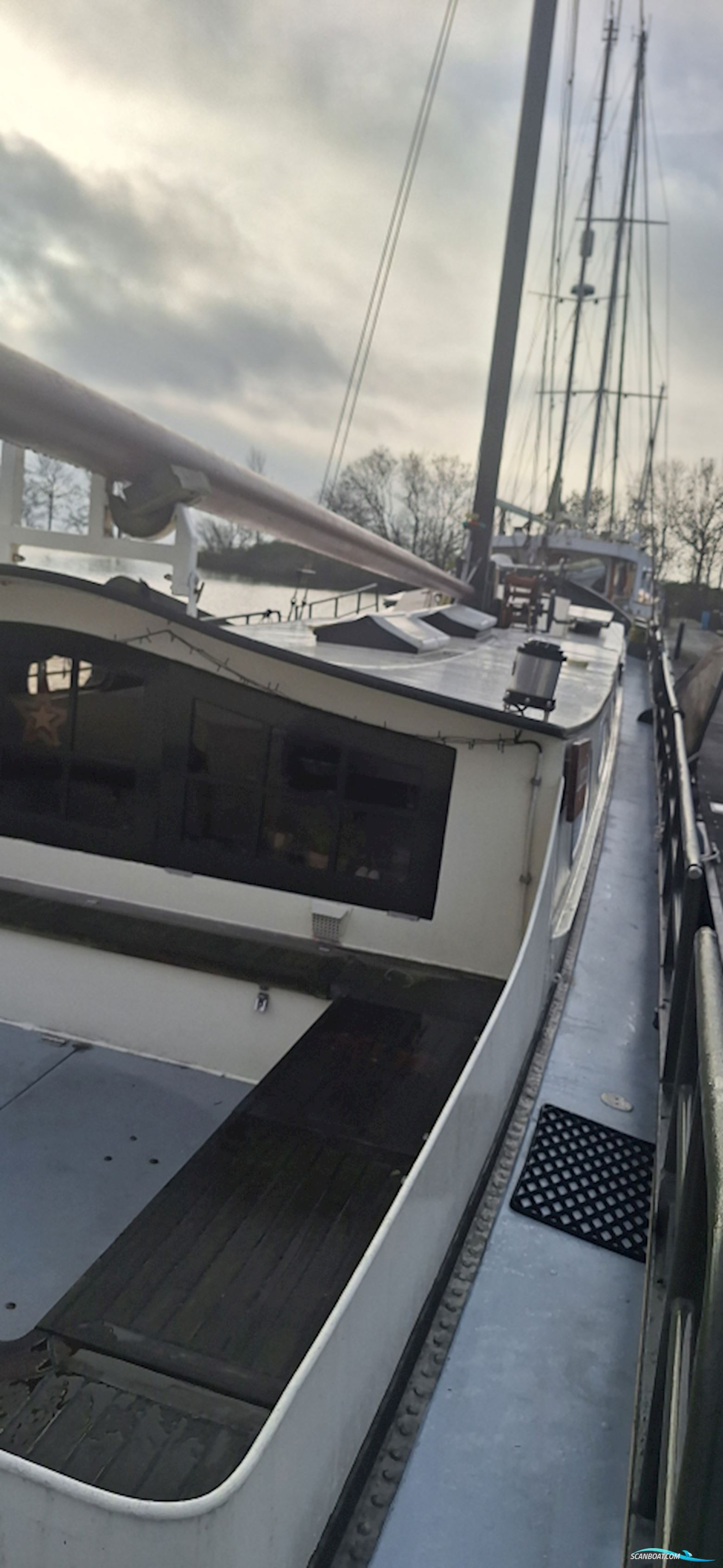 Klipperaak Woonschip