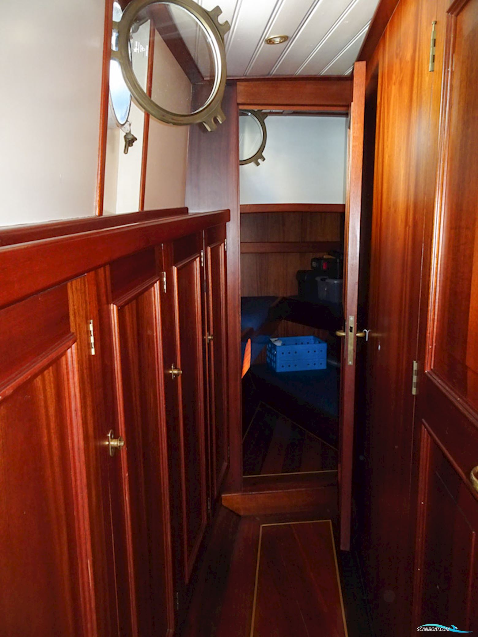 Kotter varend woonschip 14.95