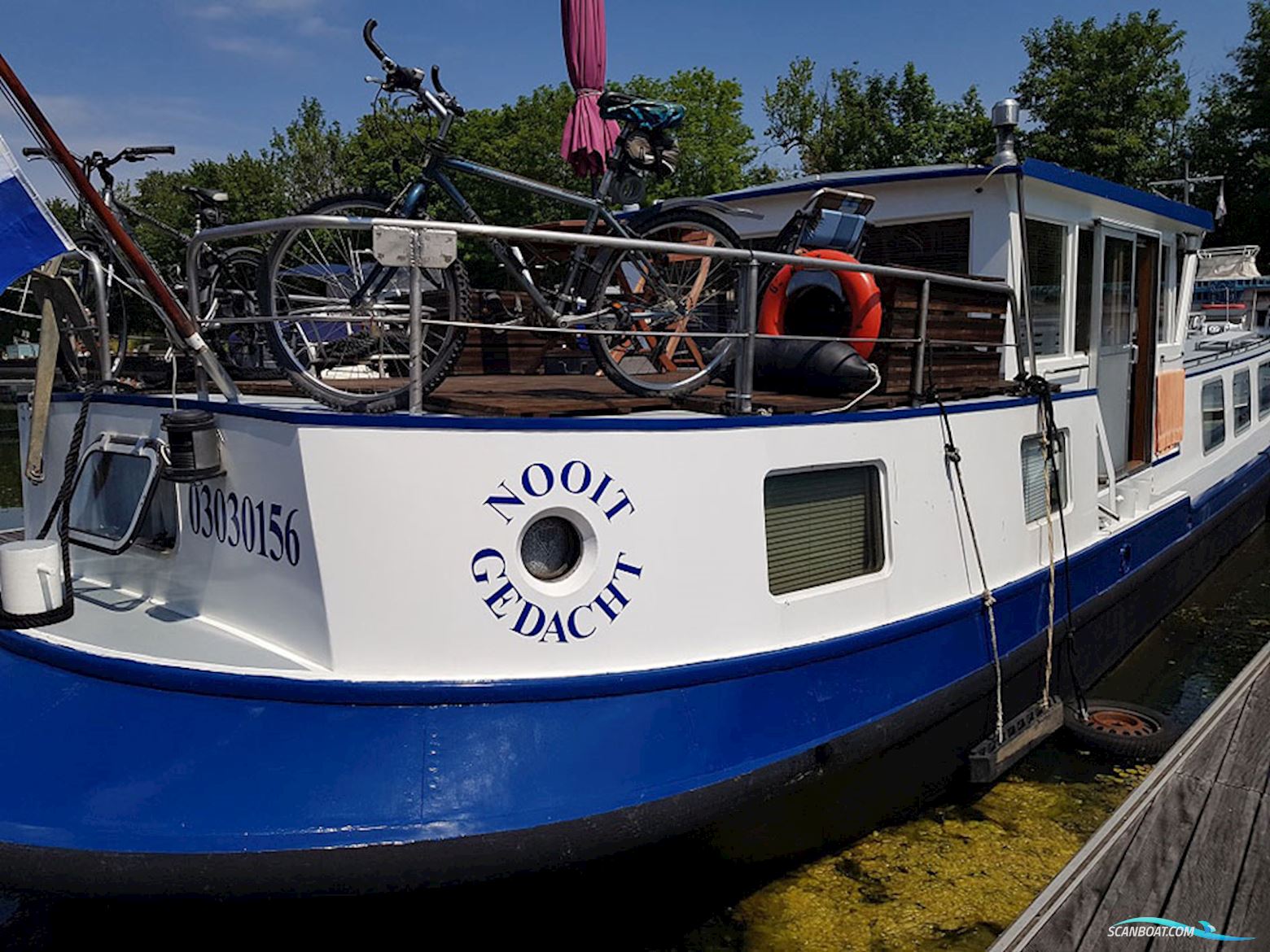 Luxe Motor 21.18 Met Ubc