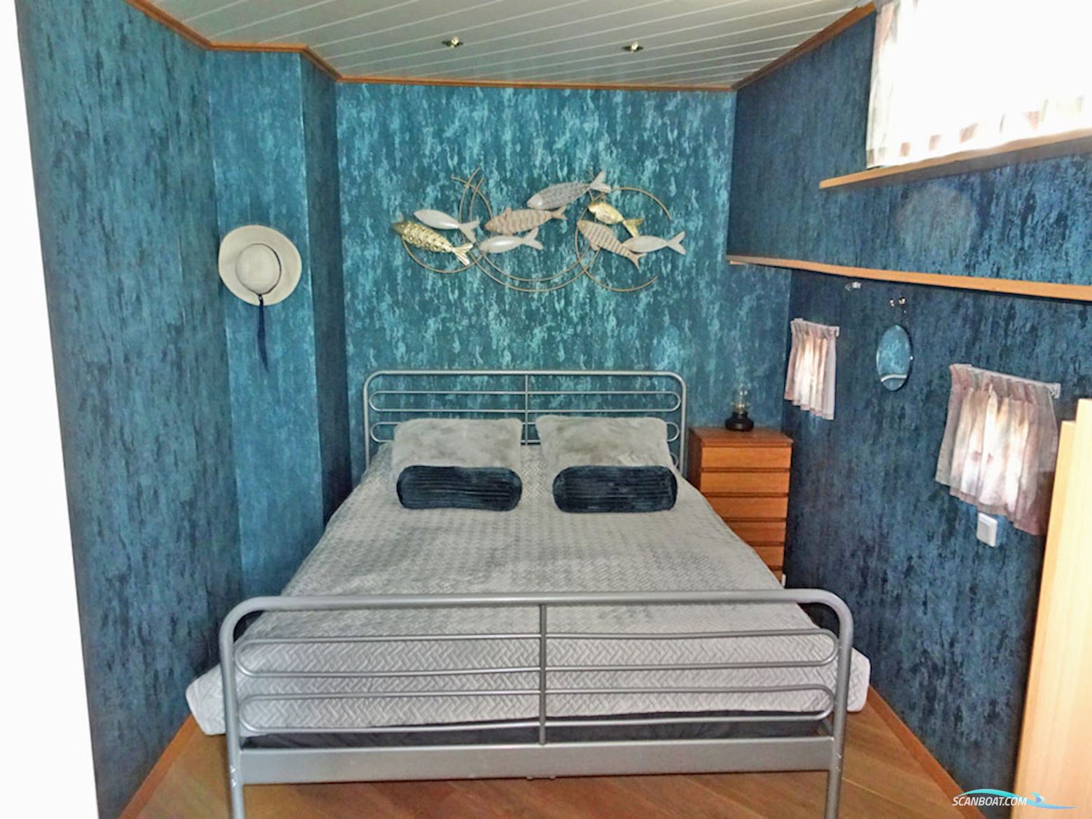 Luxe Motor 36.72, Cbb Rijn