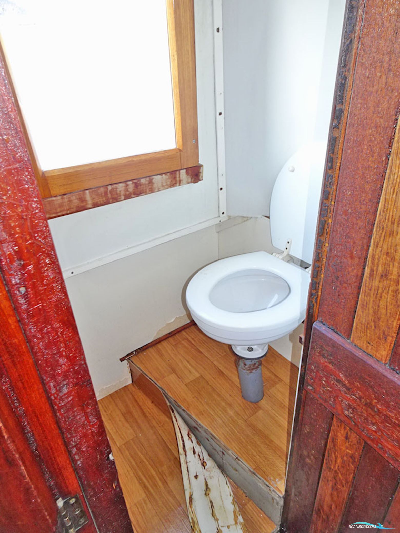 Luxe Motor 36.72, Cbb Rijn