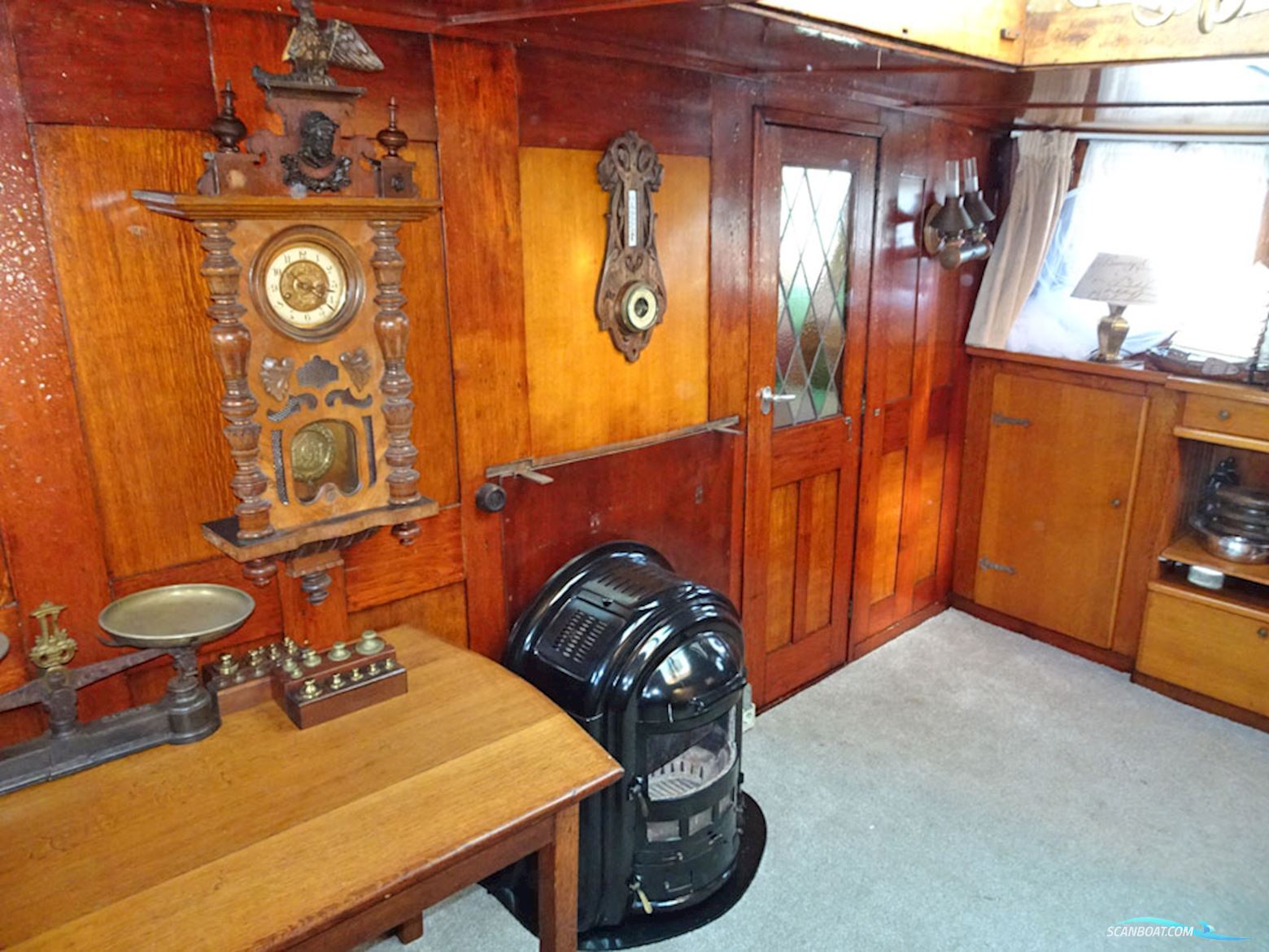 Luxe Motor 36.72, Cbb Rijn