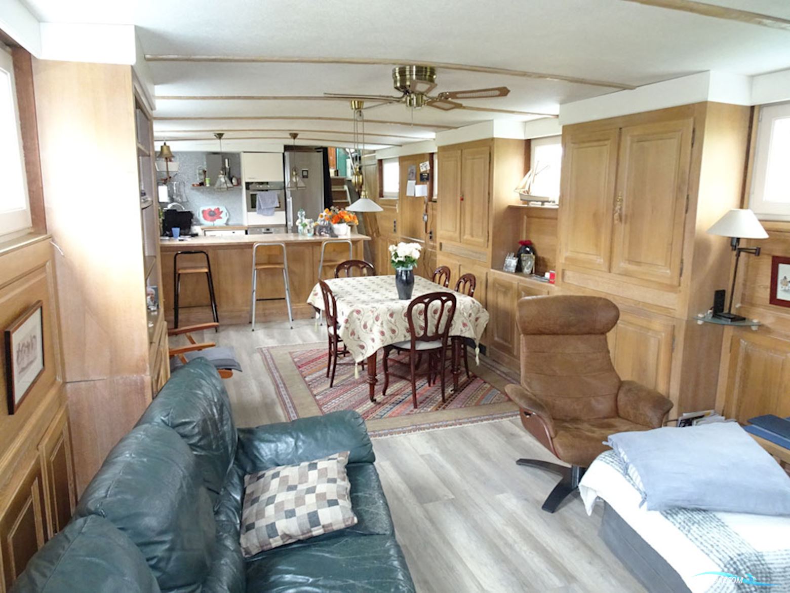 Luxe Motor met UBC 28.92