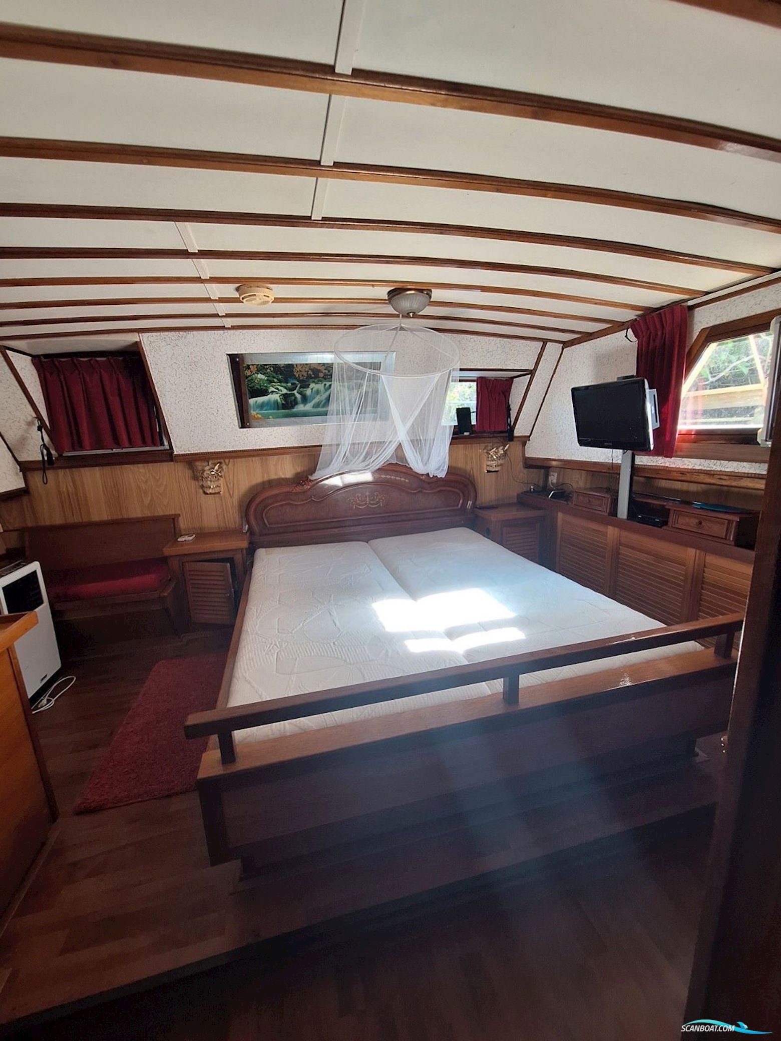 Motorkruiser 1800 AK Zeewaardig Recreatieboot | Woonboot