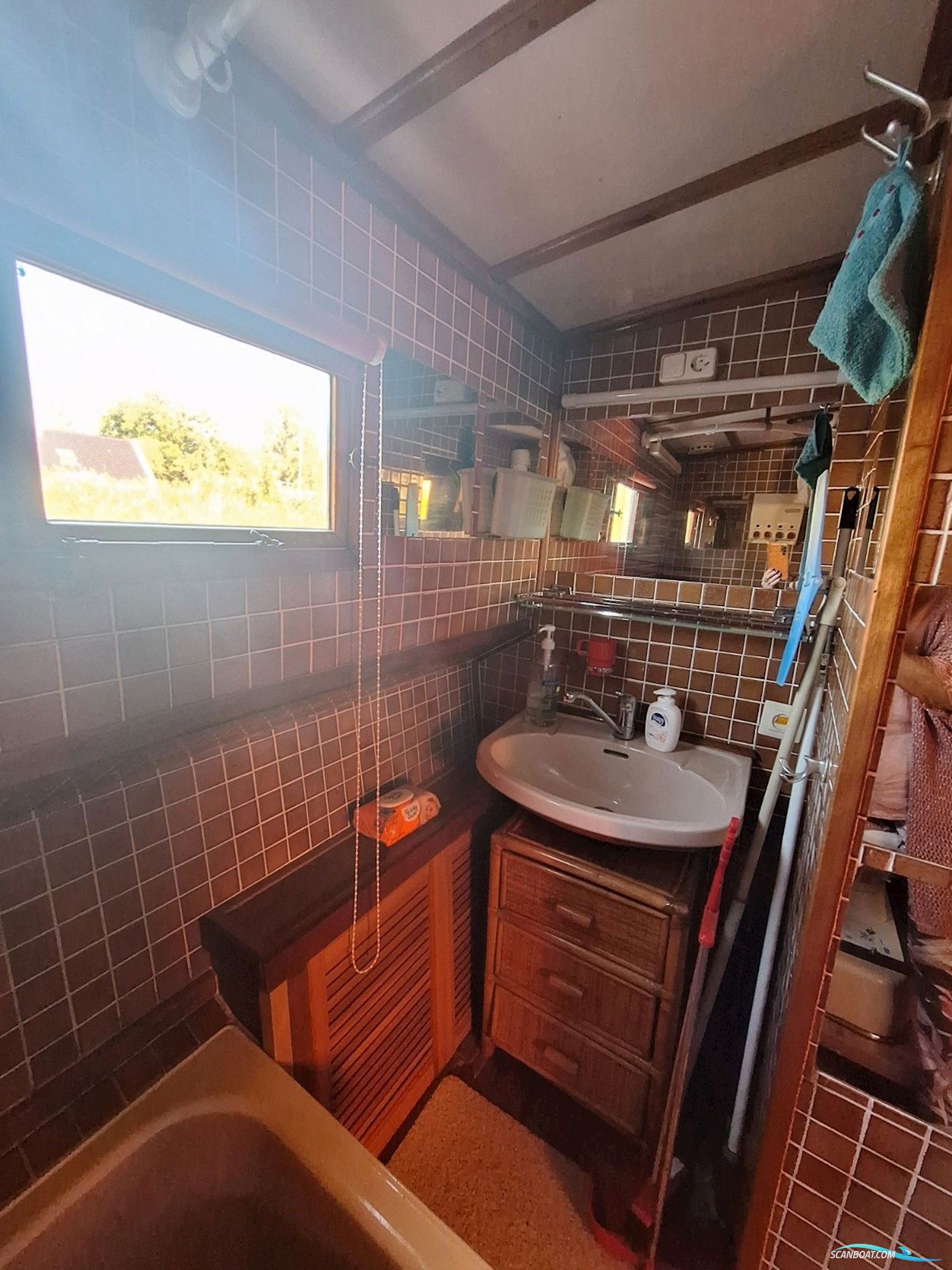 Motorkruiser 1800 AK Zeewaardig Recreatieboot | Woonboot