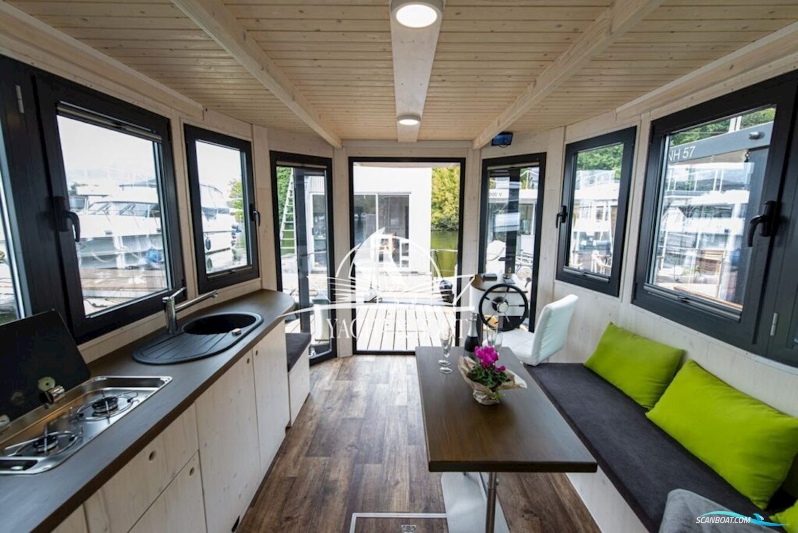 Nautilus Nautiki Mini