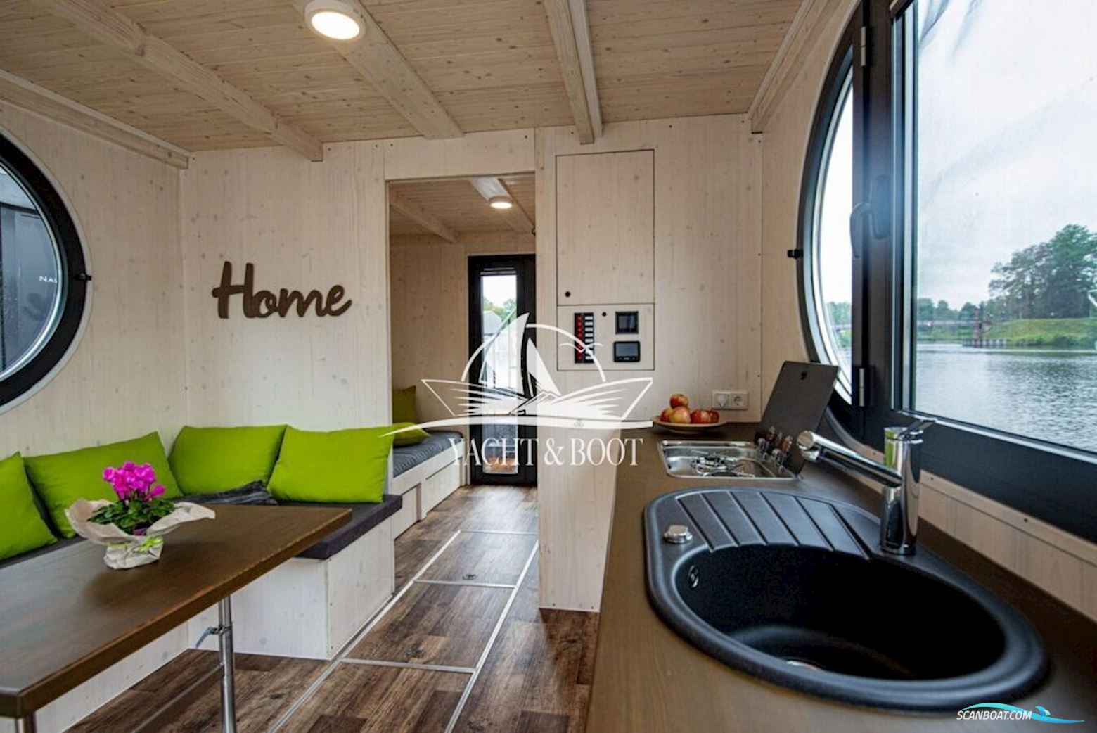 Nautilus Nautiki Mini