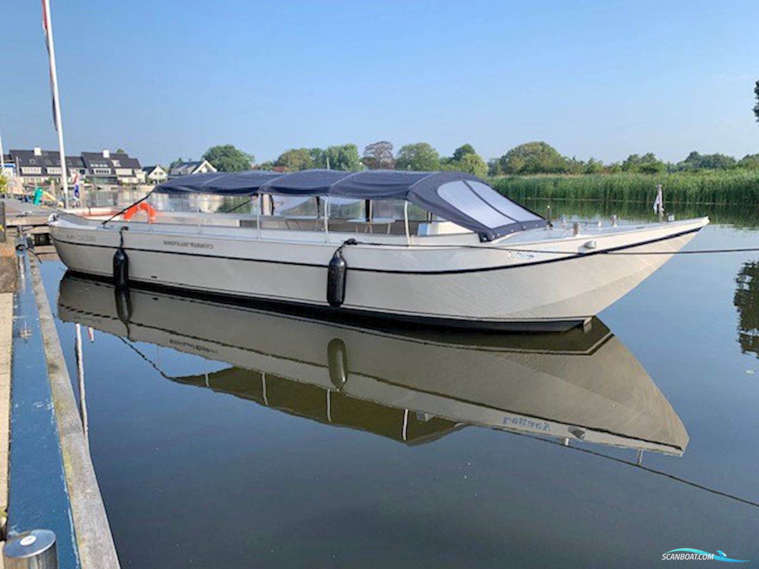 Open Rondvaartboot 35 gasten