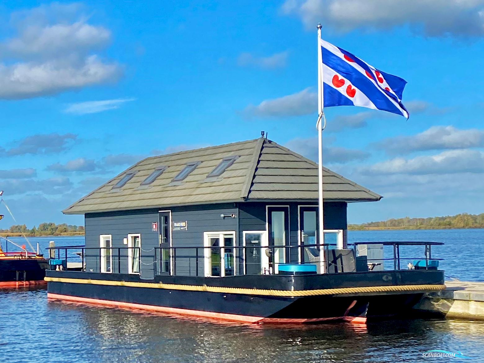 Prins Homeship 1350 | Vaarhuis Houseboat