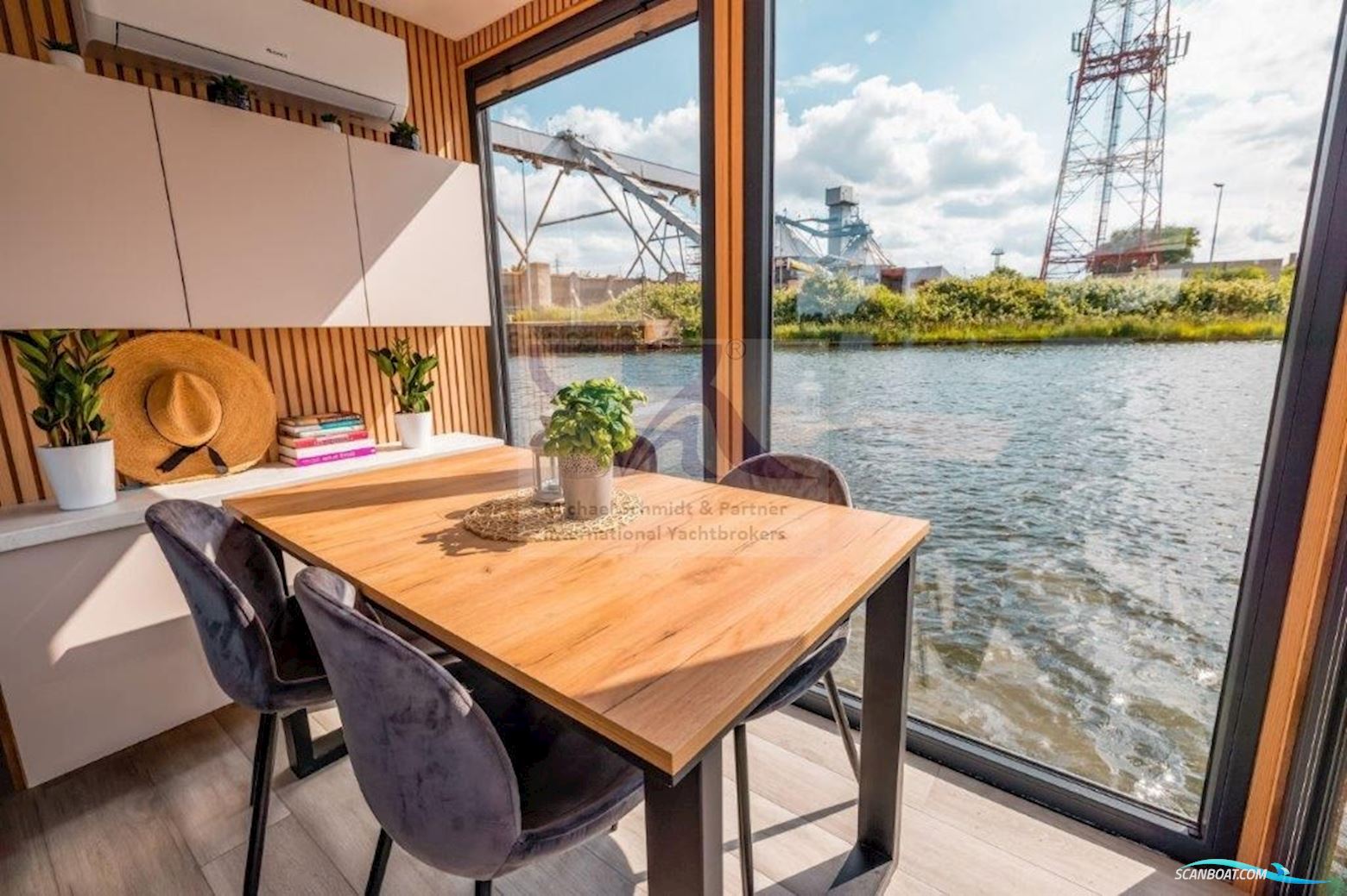 Shogun Hausboot Mobil