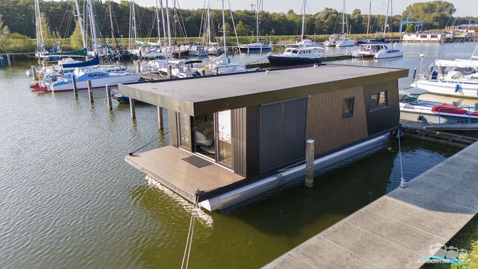 SL Houseboat Marina Den Oever, inclusief ligplaats