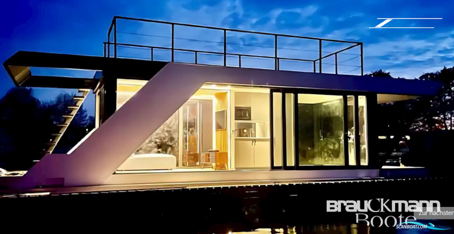 SolarYacht Plaue HBY 30
