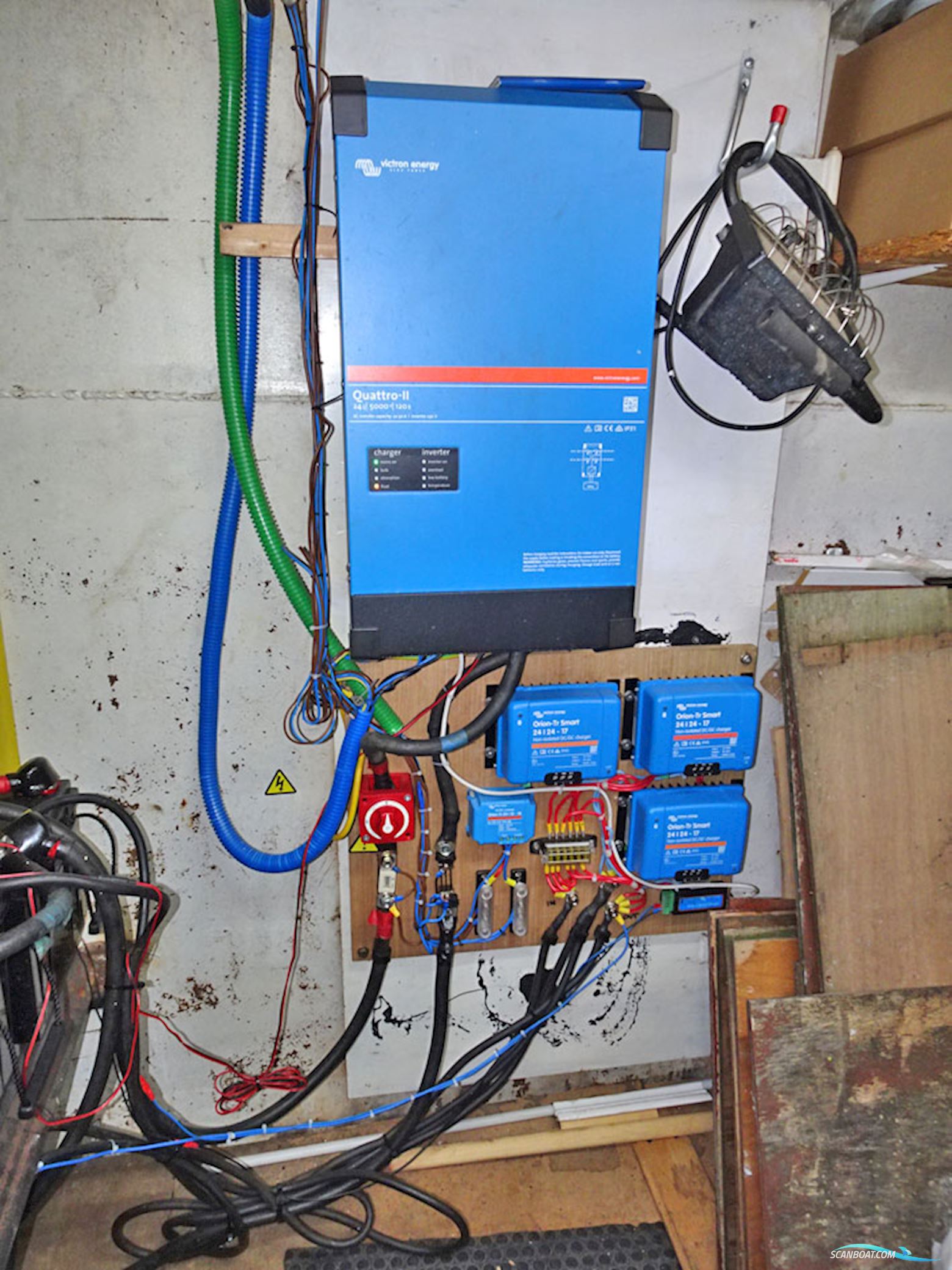 Spits Varend Woonschip 30.53 met UBC