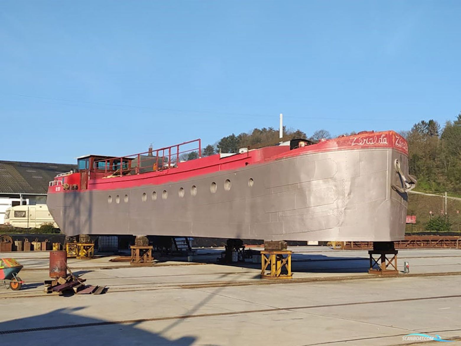 Spits Varend Woonschip 30.53 met UBC