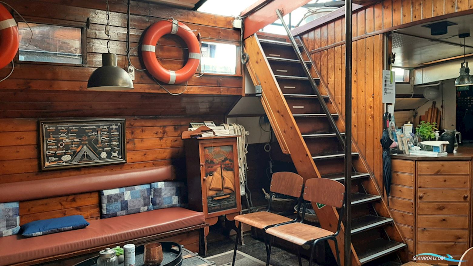 Tjalk Woon-Charter Tjalk