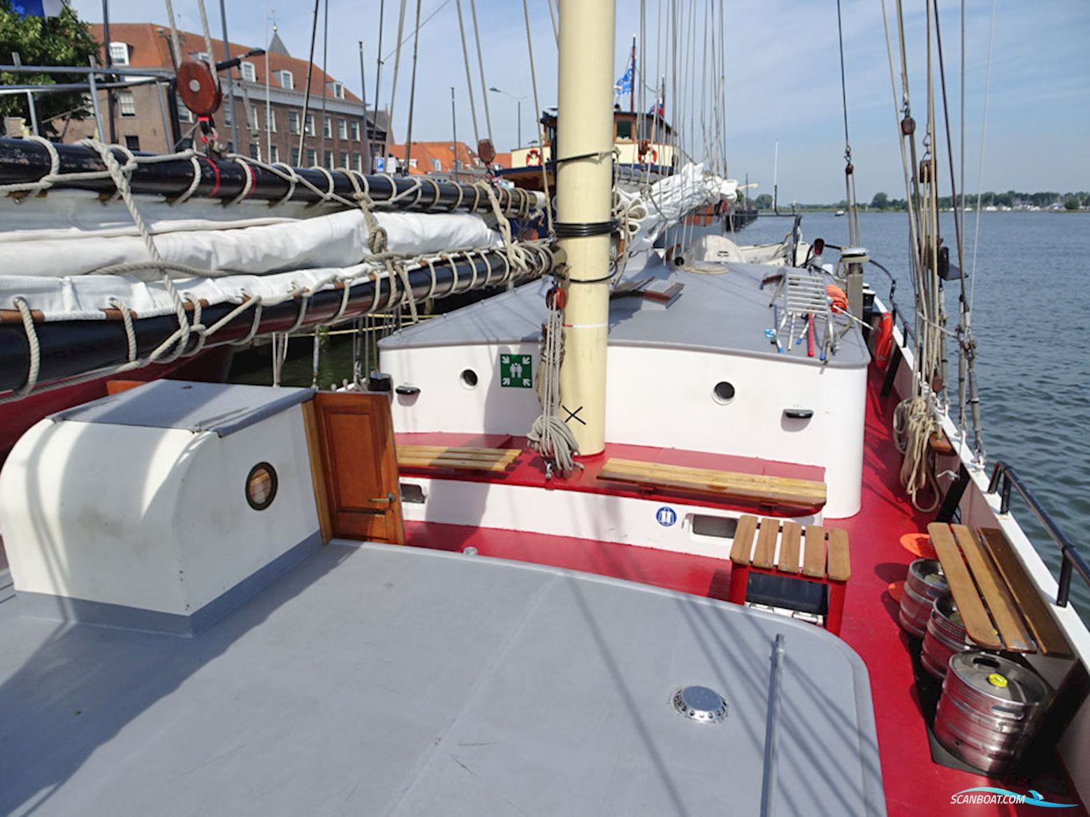 Topzeilschoener 26 hotelgasten