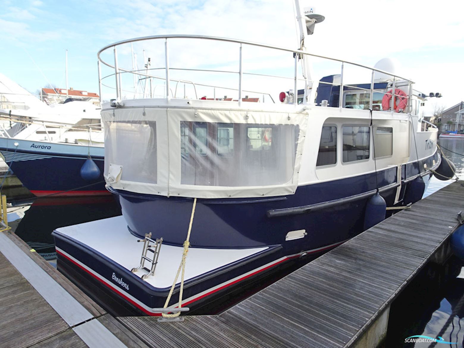 Trawlerjacht 48, Zeegaand