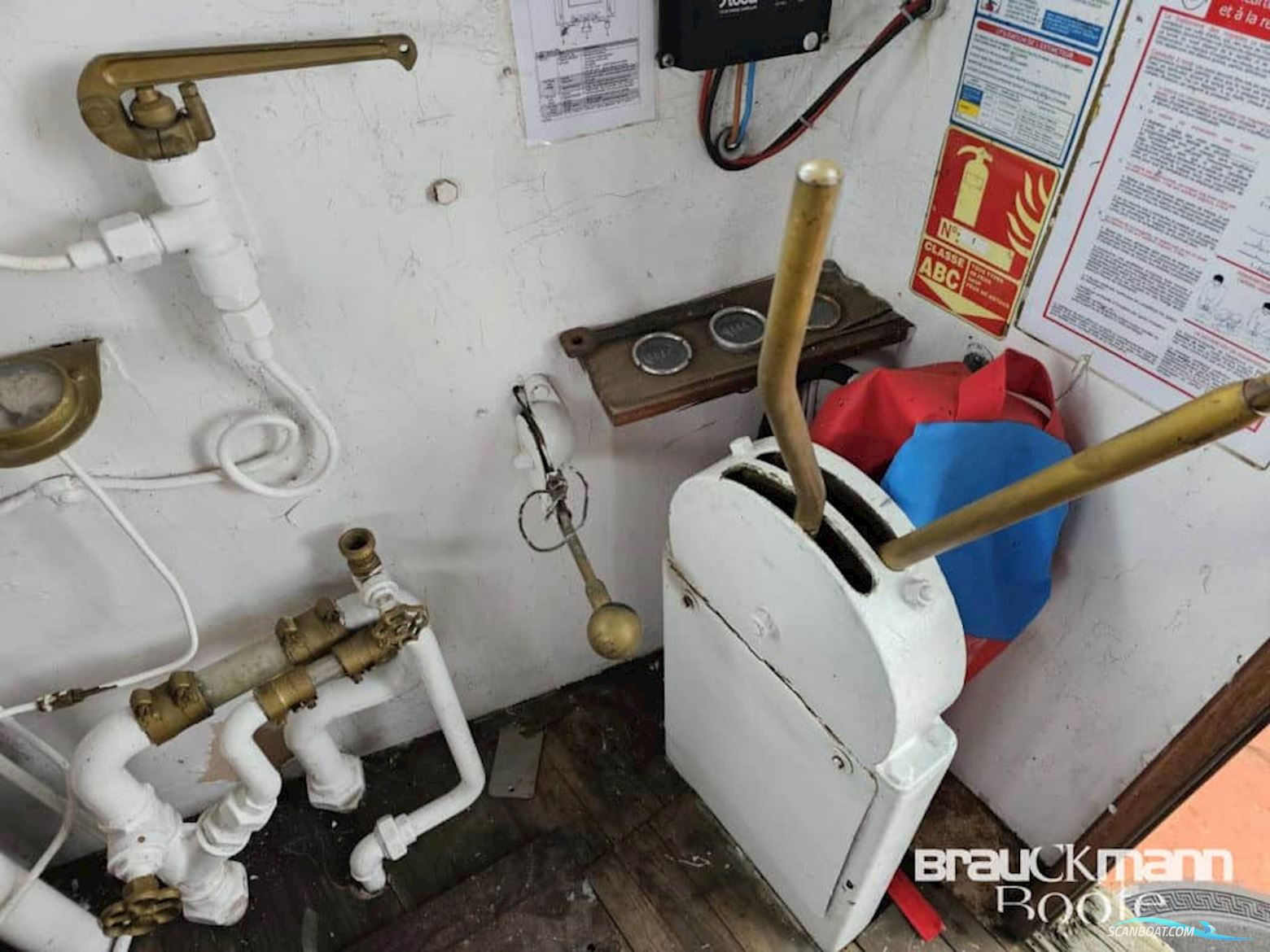 Werftbau Commodore 35