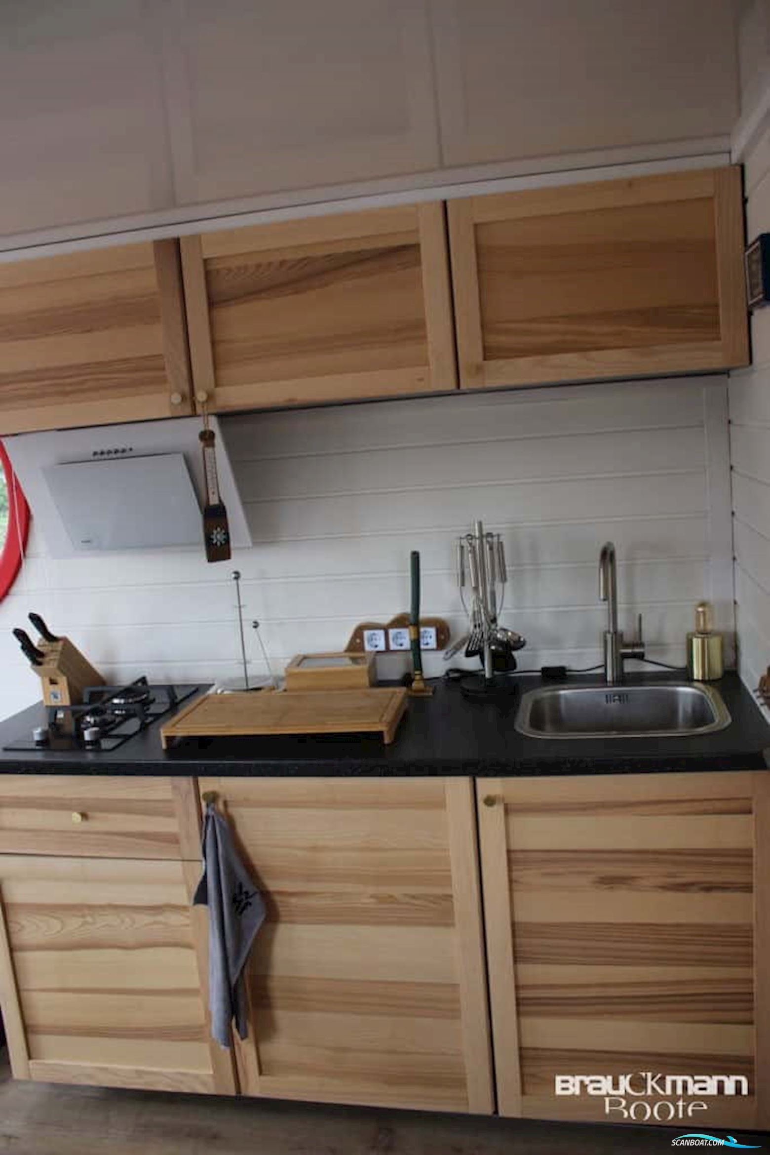 Werftbau Solar Hausboot 2022