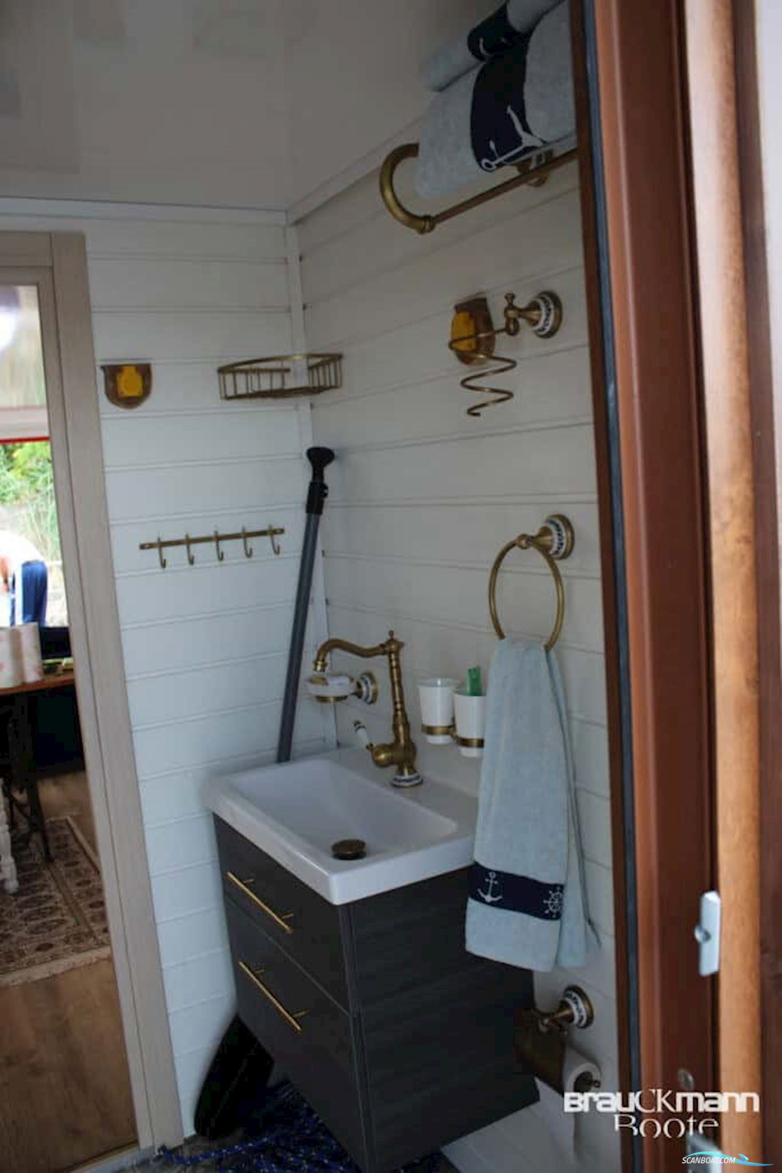 Werftbau Solar Hausboot 2022